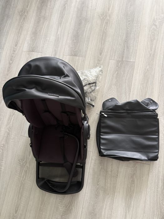 Vand carucior 2 in 1 Anex E- Type, negru