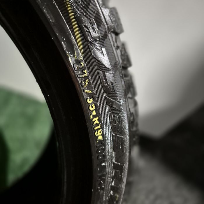 275 35 19 O bucată Pirelli iarnă