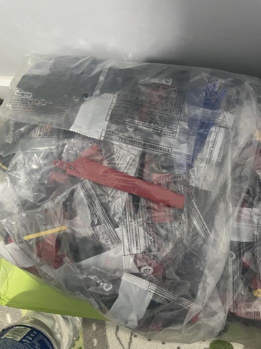 Конструктор Lego Ferrari SF-24 Formula 1 …