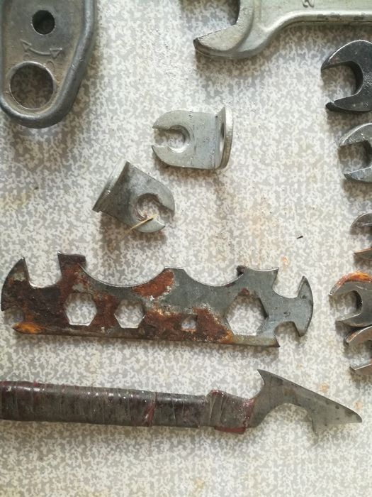 Инструменты ручные.Ключи