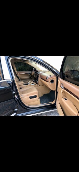 Продам Porsche Cayenne в идеальном состоянии