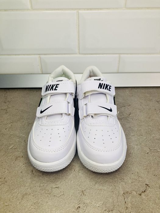 Nike copii cu luminite