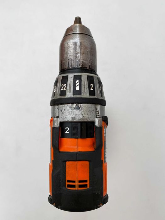 BTi A18BS и BTi A18WKS - Акумулаторен винтоверт и ъглошлайф 2x18V 4.0A