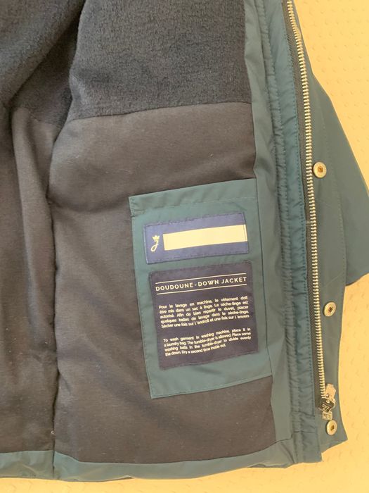 Продам куртку на мальчика