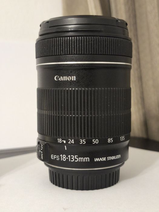 Vand Canon 7D + Canon 18-135mm