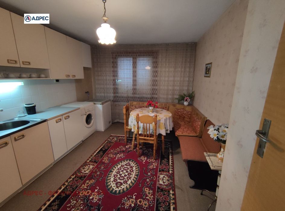 Къща в Плевен, област-с.Гривица площ 280 цена 219000