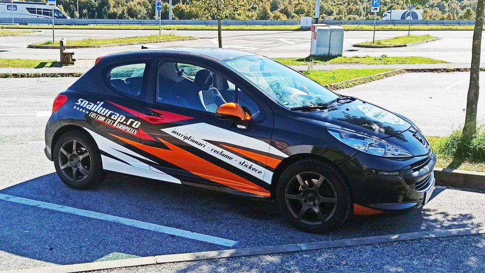 Stickere auto  / autocolante protectii praguri Dacia Duster, Logan etc
