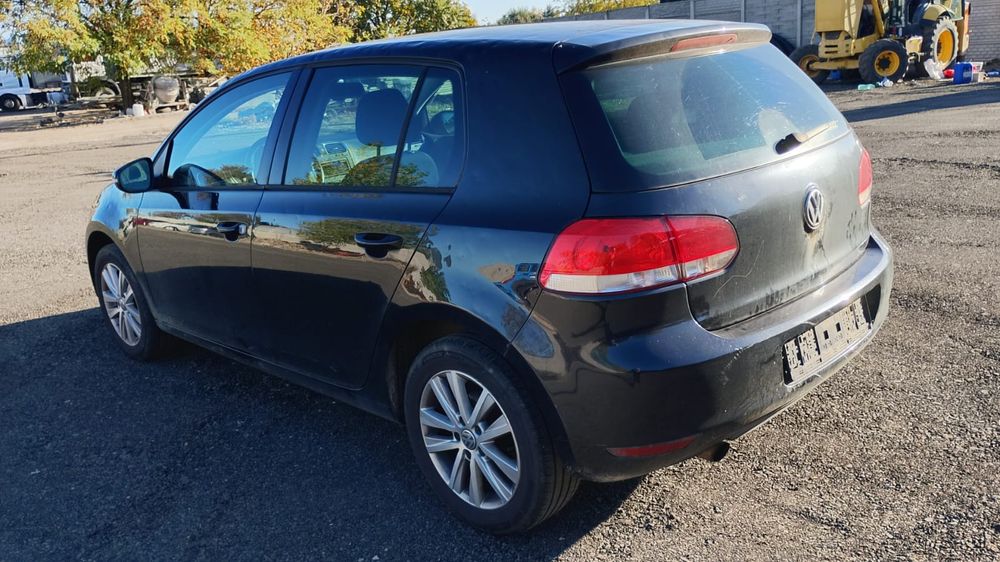 VOLKSWAGEN Golf 2012 — imagine 4