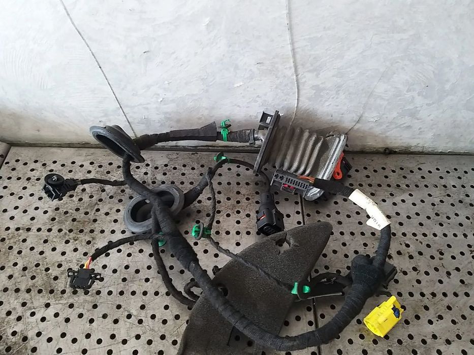 Cablaj instalatie electrica usa dreapta fata vw golf 5 1k 1k0971121bk