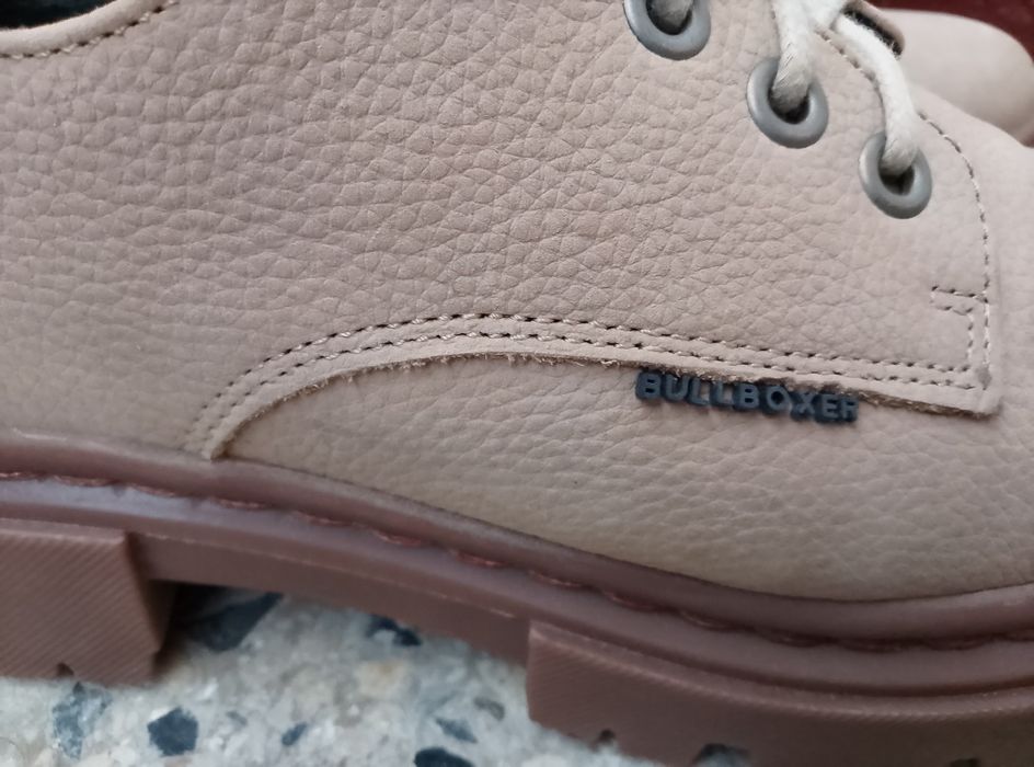 Ново дамско обувки Bullboxer Made in Portugal от естествена кожа