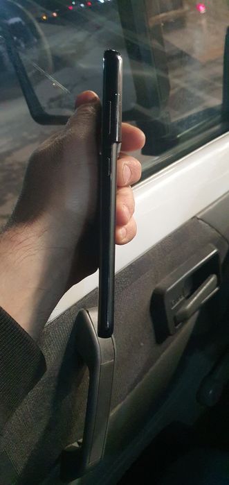 Samsung s21 ultra 5g, 2 sim. 1 e sim 225dollor