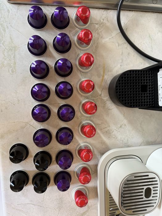 Кафемашина Nespresso Essenza Mini