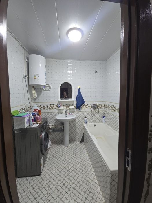 5-mik tomonda 2 xonali uy sotiladi