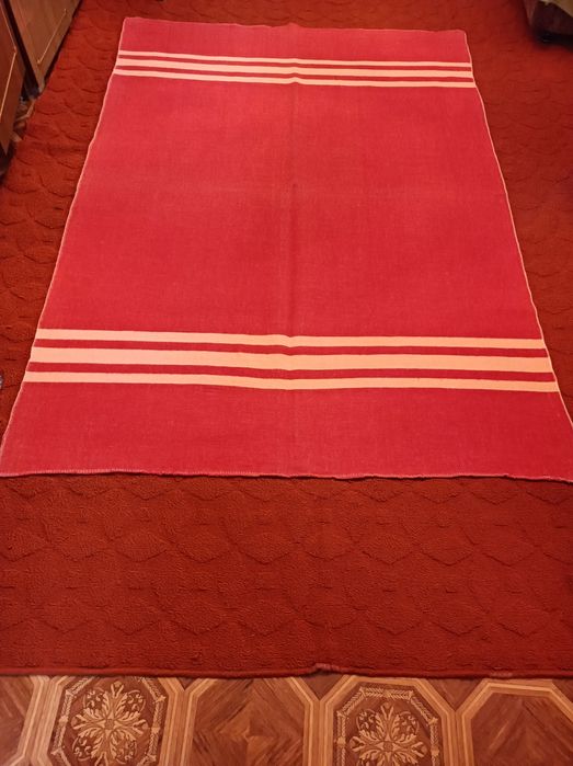 Одеяло шерстяное,состояние нормальное.