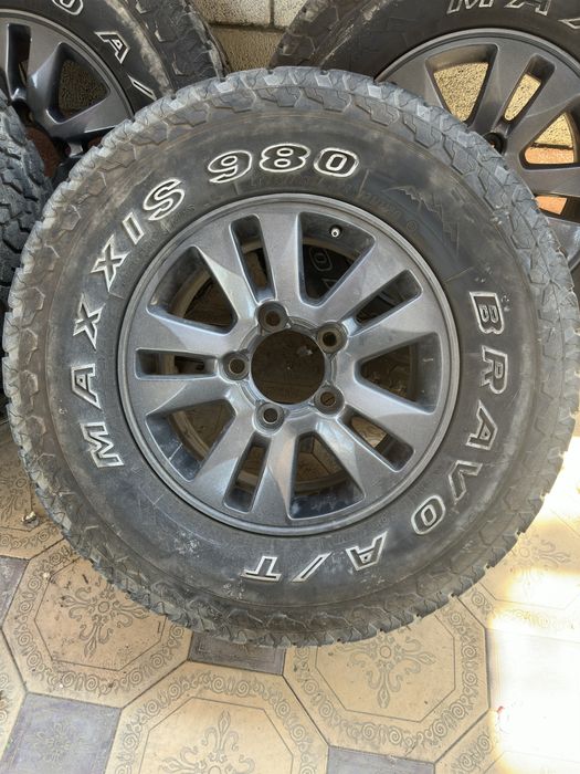 Maxxis Bravo AT-980 LT285/70R17 дискімен