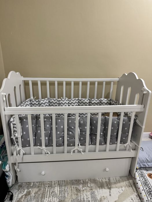 Продам детскую кровать манеж