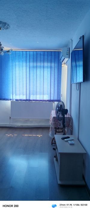 Închiriez apartament