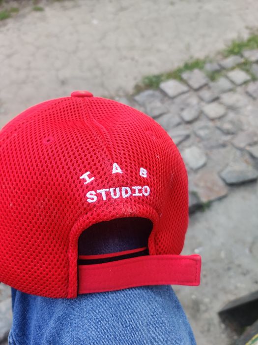 Vând sau schimb șapcă originală