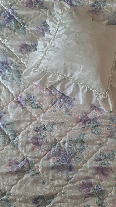 Cuvertura pat cu volănașe