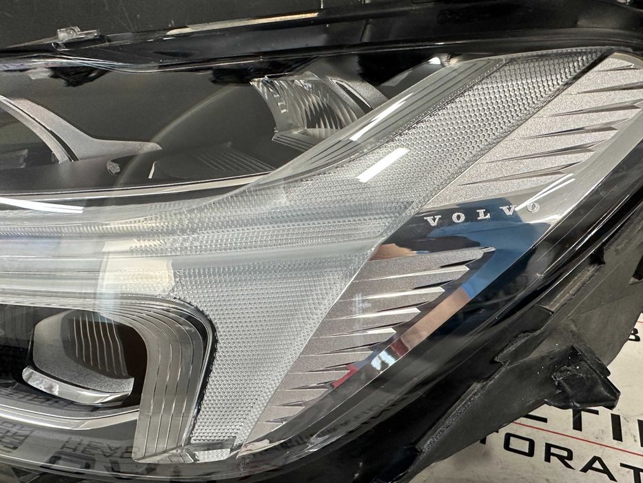 Фар фарове ляв Volvo XC 60 2 full led far farove Волво ХЦ 60
