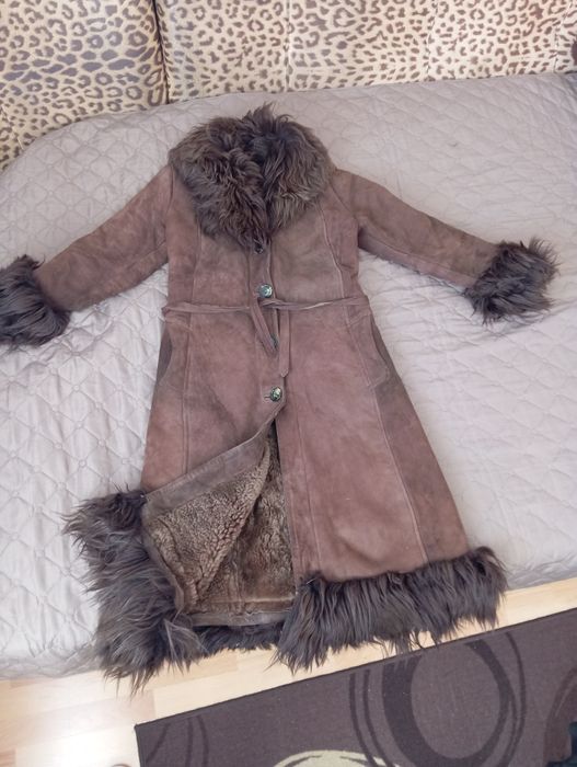 Кожух от естествена кожа в много добро състояние