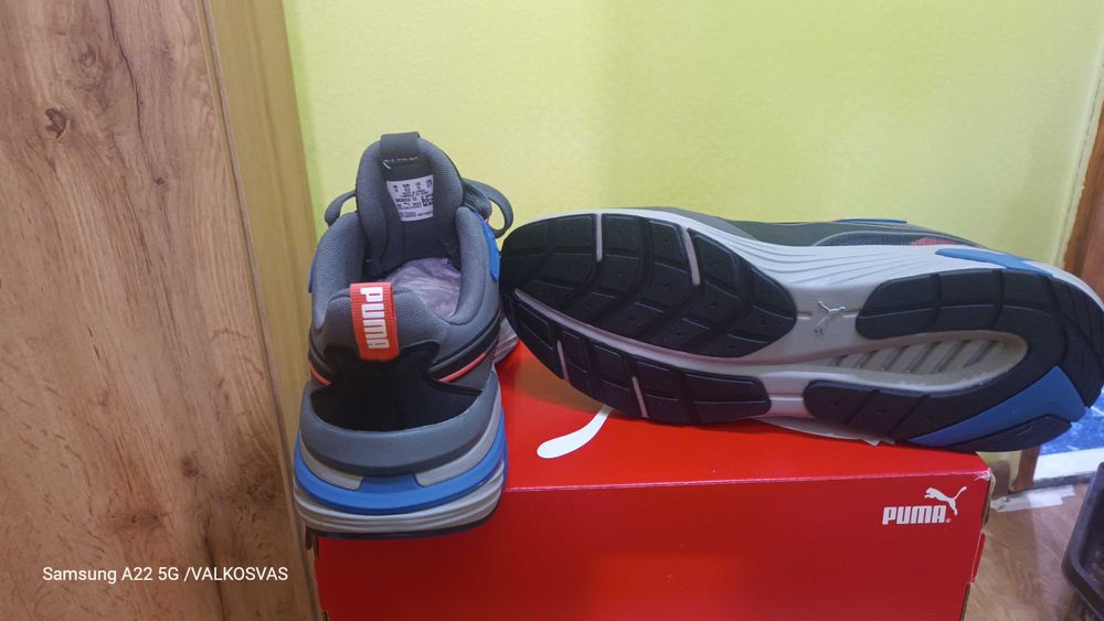 НОВИ маратонки PUMA