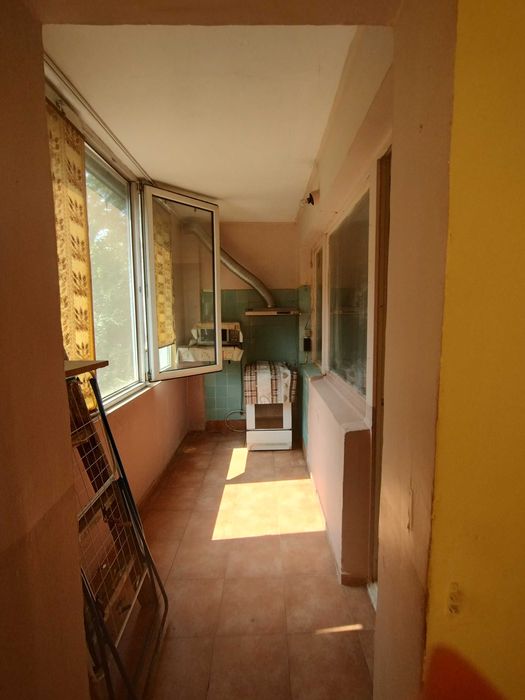 Продава се Двустаен апартамент в София, Връбница 2 - 70 кв.м за 2072 €/кв.м - Снимка #2