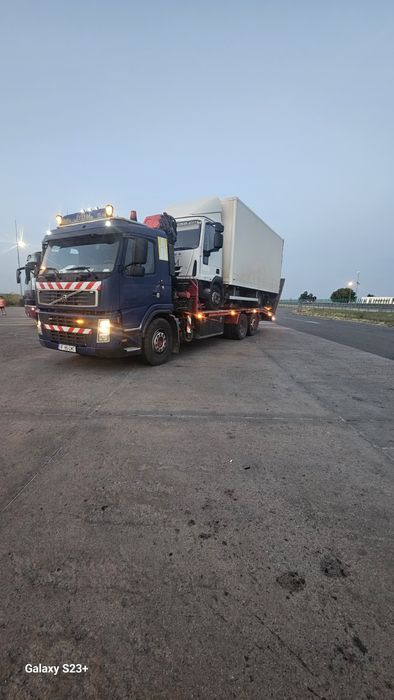 Transport utilaje .tractări auto. Servicii auto macara