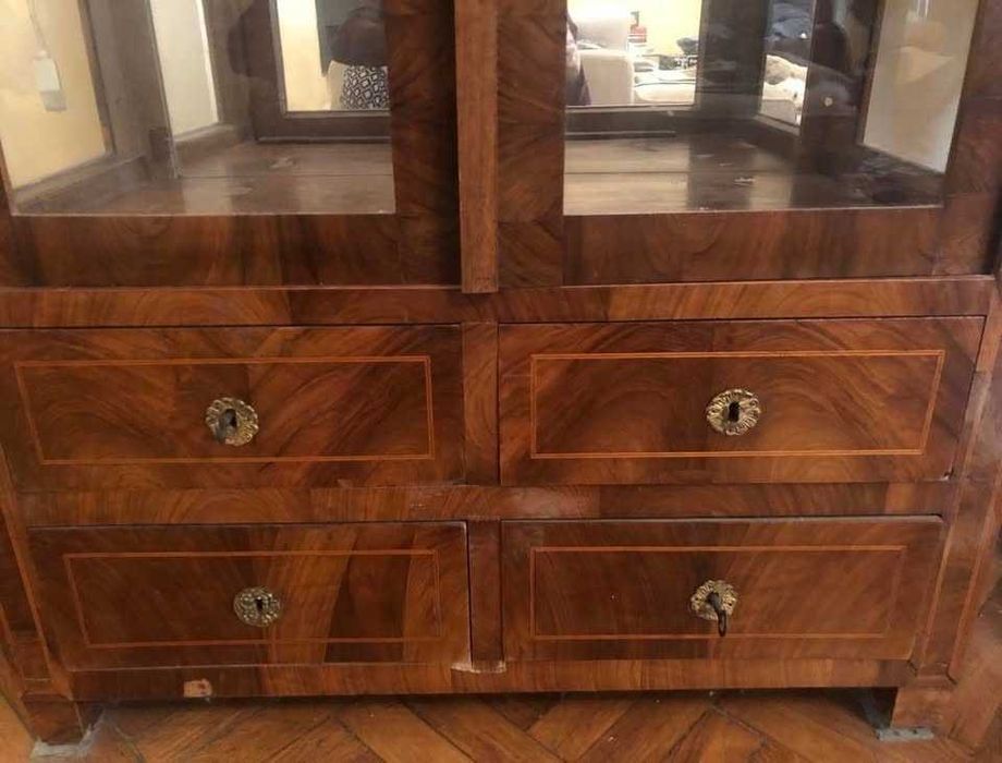 Mobila  antica  Biedermeier