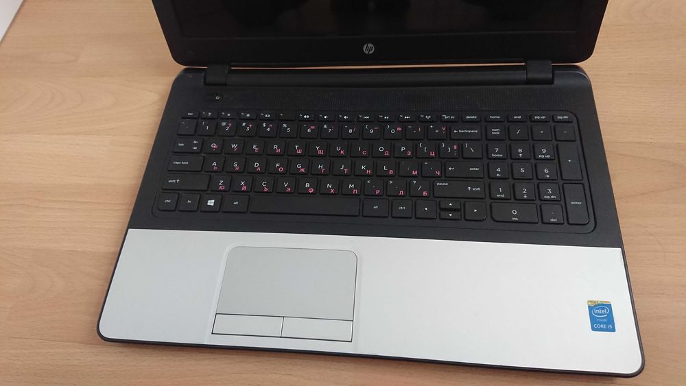 Лаптоп hp 350 G2-  проблем с дъното