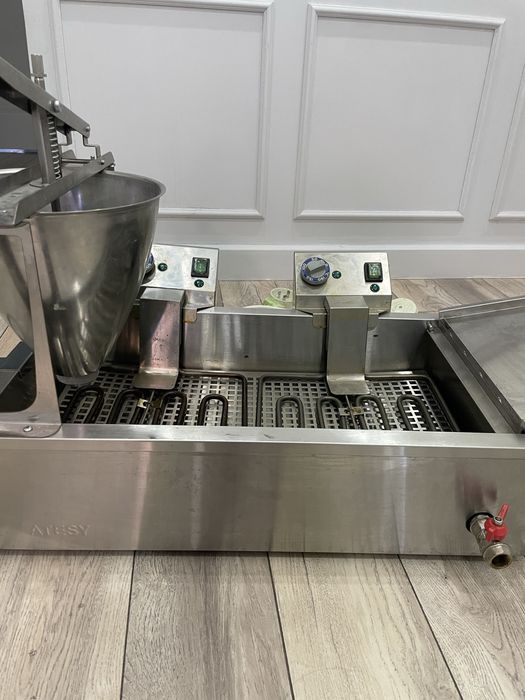 Продам Чебуречницу, б/у