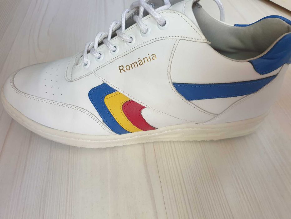 Adidasi colectie Lot National Romania nou- unicat Schimb cu diverse