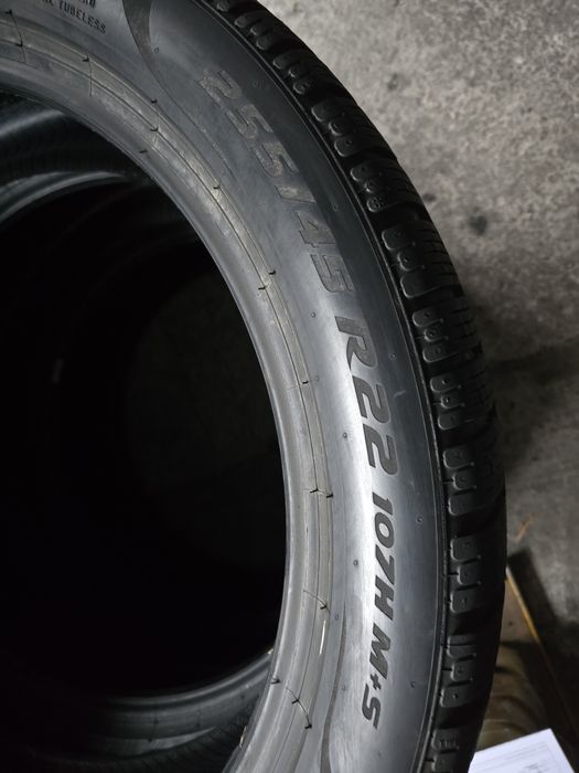 Pirelli 255/45 R22 107H M+S iarnă