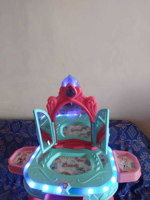 Тоалетка за деца