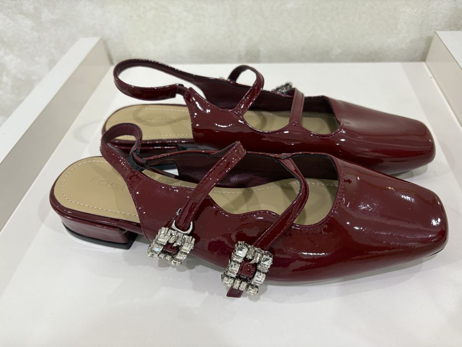 Туфли сатылдаы 37-38 размер