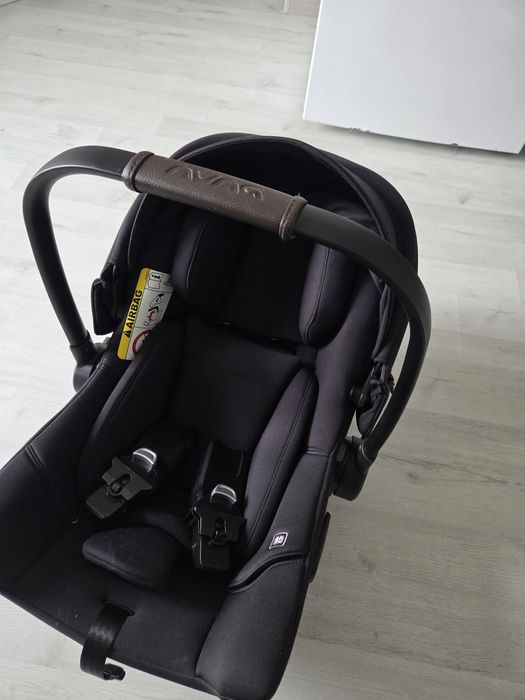 Scoica Nuna Urbn cu Isofix
