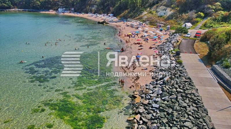 Продава се Двустаен апартамент в Царево - 82 кв.м за 1111 €/кв.м - Снимка #1