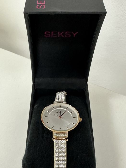 Дамски часовник Seksy с кристали Swarovski