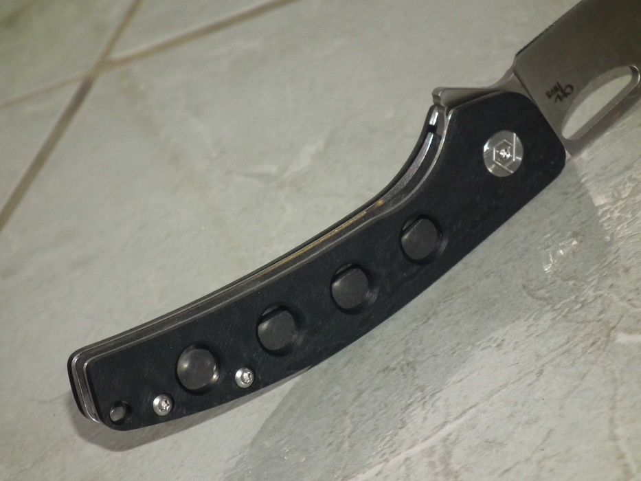 Cutie, nou briceag CH Knives 3530, otel D2, míner G10, liner lock
