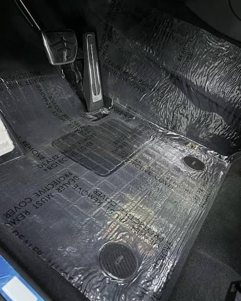 Пленка в салон авто