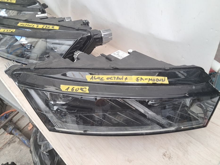 Фар Skoda Octavia 4 led