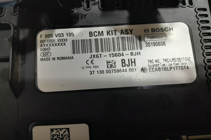 Panou sigurante motor JX6T-15604-BJH JX6T-15604-BJH Ford Focus a 4-a