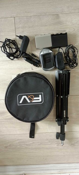 Lumină inelară F&V R300 Lumic Daylight LED Ring Light