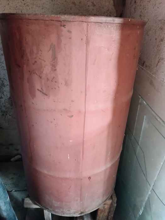 Продам железную бочку