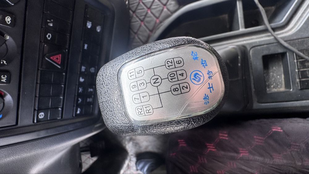 Срочно продам HOWO тячаг с прицепом