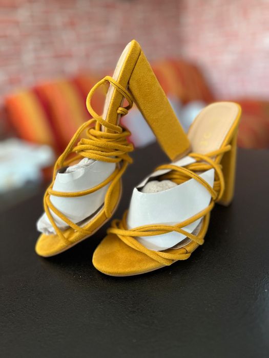 Vând pantofi eleganți POE mărimea 37