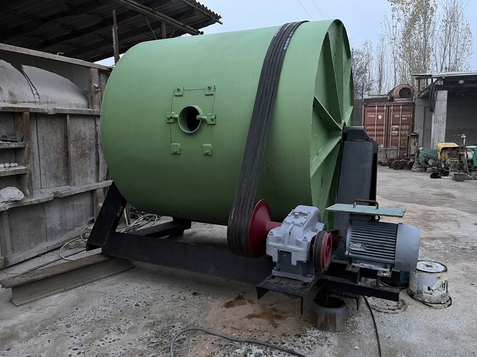 Шаровая мельница сотилади.