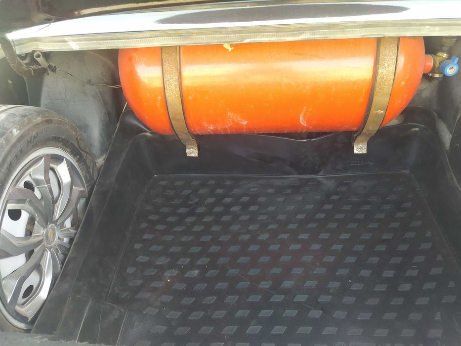 Vaz2103sotiladi srochna