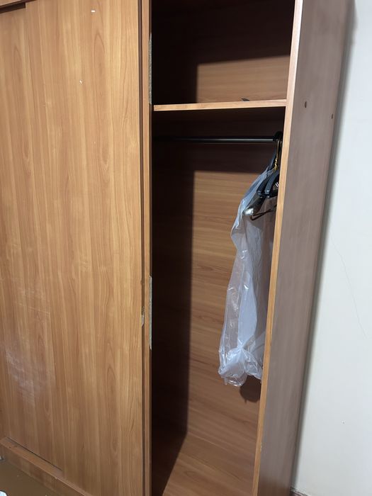 Шкаф цельньный бу