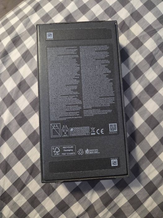 Samsung S25  12GB. 128GB. Цвят Син